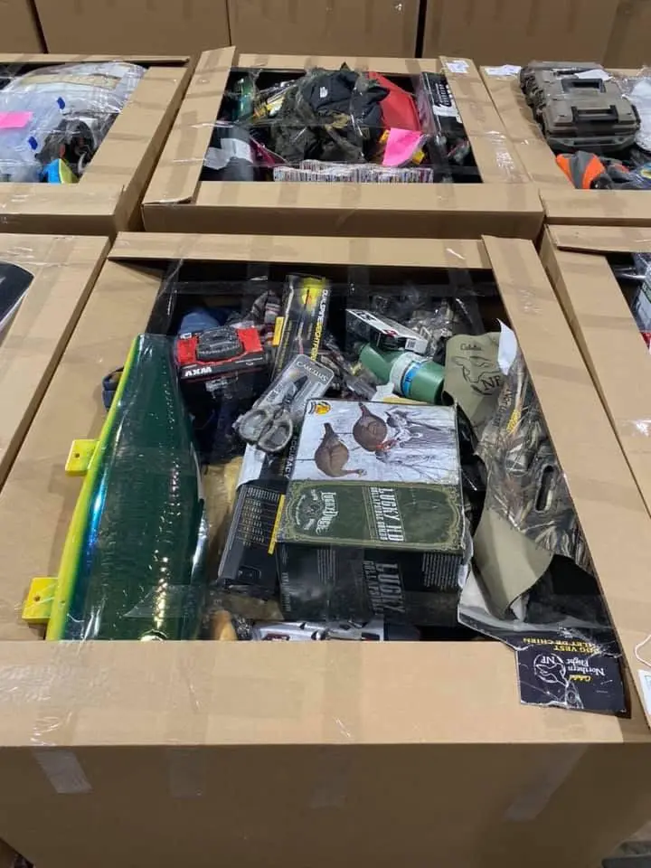 Wholesale Hunting & Fishing Gear Pallets - Image 2